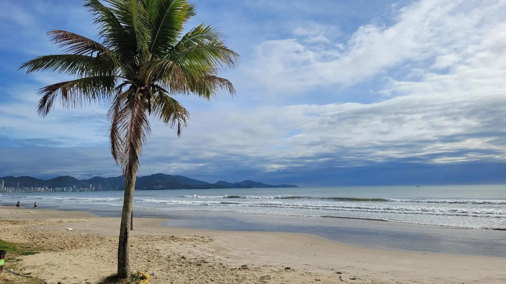 Apto Vista Mar Com 3 Quartos E Churrasqueira, 4 Min Praia 伊塔佩马